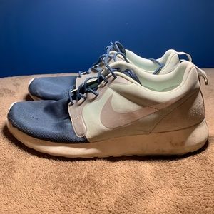 Rare Navy Men’s Nike Roshe Run Shoes Size: 10